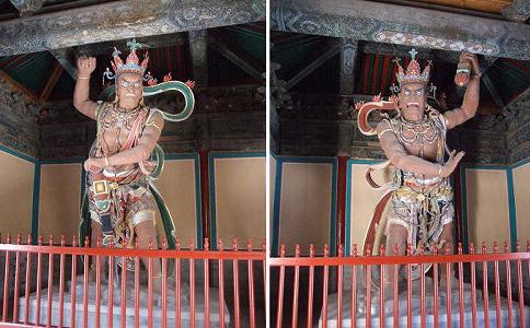 佛教中守护庙门的两位力士是谁？